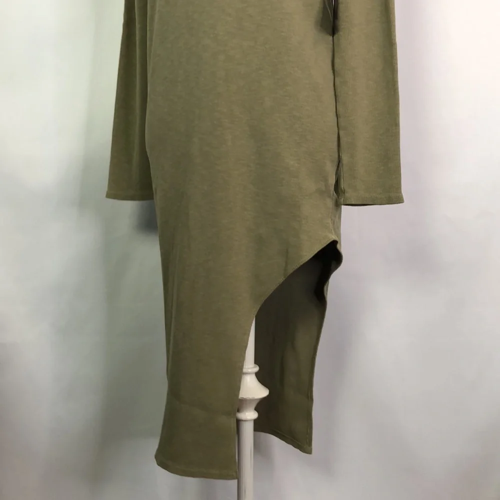 Forever 21 Knit  Olive  Asymmetrical Round Neckline Long Sleeve Tunic Dress Sz L